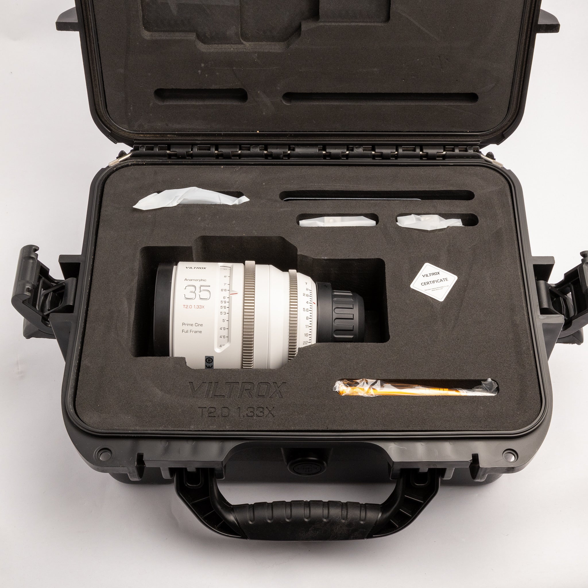 Viltrox EPIC Memento 35mm T2 1.33x Full-Frame Anamorphic Lens (ARRI PL)